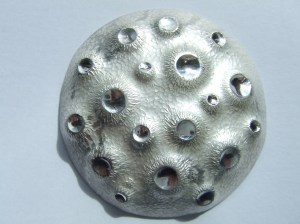 Number 1 matt, polished craters